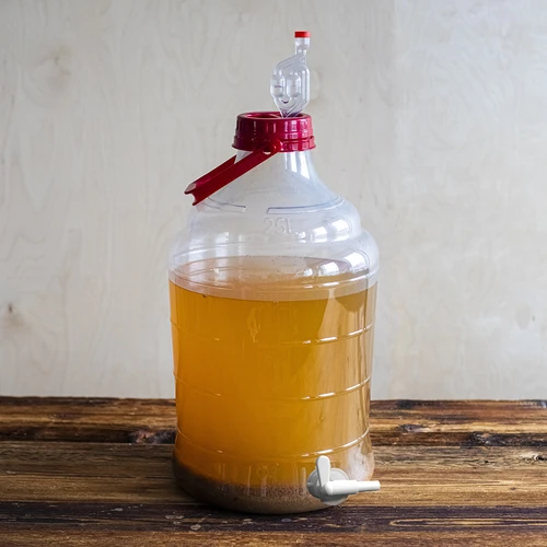 Balón 15 L s držadlem a kohoutkem - 16