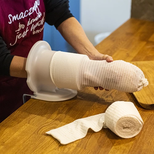 Bílá uzenářská síťka o rozměrech 12,5 cm x 5 m, s tepelnou odolností do 220°C - typ B - 4