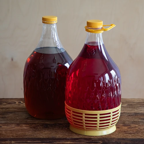 Demižon Dama 5 L PET, s uzávěrem a košíkem - 8