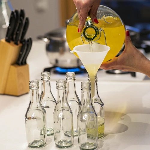 Demižon Dama 5L s drátěným uzávěrem - 5