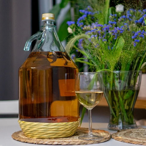 Demižon Dama 5L v opletu, se šroubovacím uzávěrem - 4