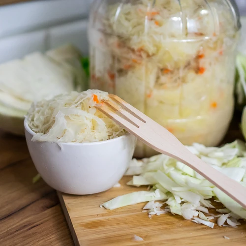 Dřevěná vidlice na zelí 25 cm - 2