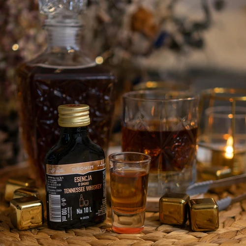 Esence s příchutí Tennessee whiskey na 10 L - 100 ml - 8