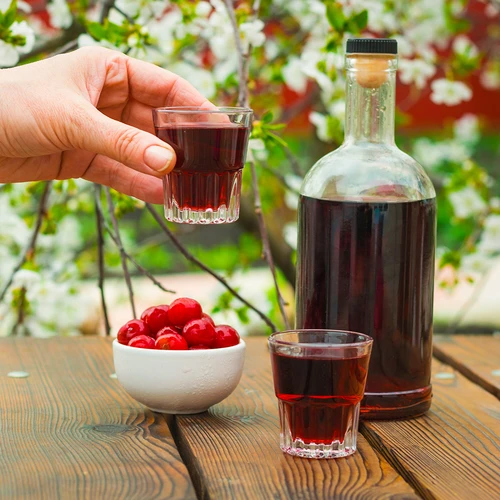 Esence s příchutí višňovky, 2,5 L na 250 L hotového nápoje - 5