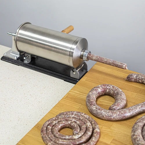 Horizontální plnička na klobásy 3 kg - 15