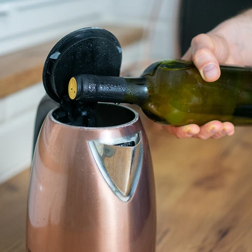 Kapsle s perforací černé fi31mm 100ks. - 3