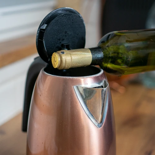 Kapsle s perforací zlaté fi 31mm 100ks. - 3