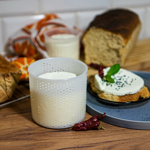 Kulatá sýrařská forma Ø 10 x 9,5 cm na 300 g - 2