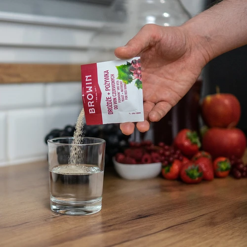 Kvasnice + živiny - červená vína - 5