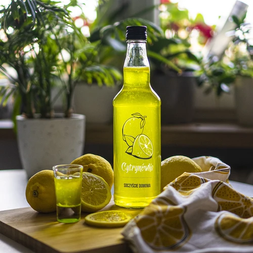 Láhev 0,5 L se šroubovacím uzávěrem a potiskem Citronovka 4ks - 7