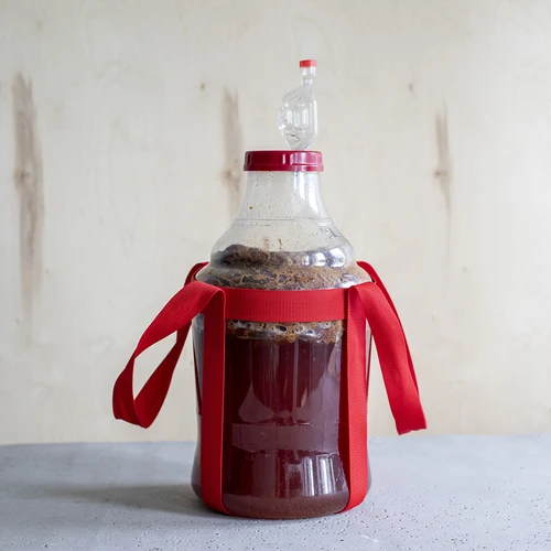 Lehký, nerozbitný balon na víno s popruhy, 10 L - 15