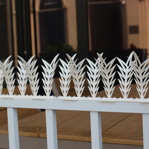 Lišty s hroty odpuzující ptáky, ozdobné, bílé - z plastu, 6 ks - 10