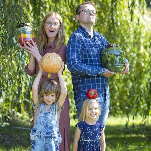 Nerozbitná, multifunkční sklenice s černým víčkem, 8L - 7