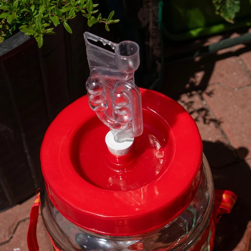 Plastová kvasná trubka, 6-komorová - 4