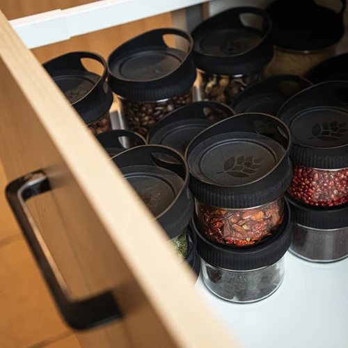 Skleněná nádoba 235 ml, s víčkem k zavěšení - 8