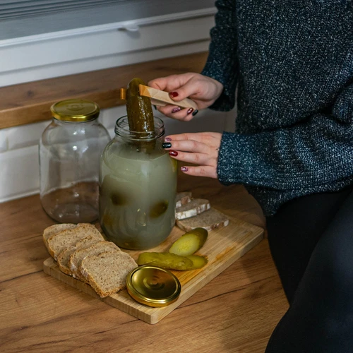 Sklenice TO 2L se zlatým víčkem fi82/6 - 6 ks - 3