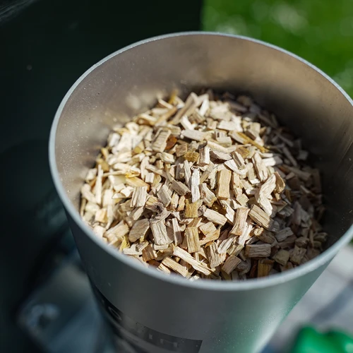 Štěpky na uzení/grilování 70 % olše + 30 % buku, 450 g, tř. 2 - 6