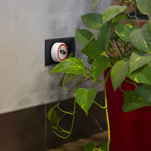 Ultrazvukový odpuzovač hmyzu - pro domácí použití - 8