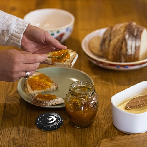 Uzávěr fi 53 puntíky mix - 10 ks. - 11