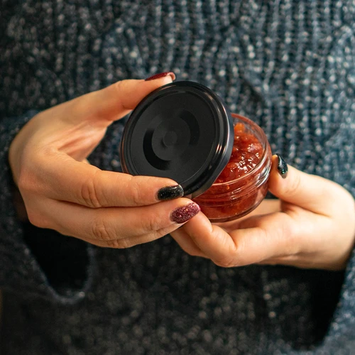 Víčko fi 66/4 černé - 10ks - 11