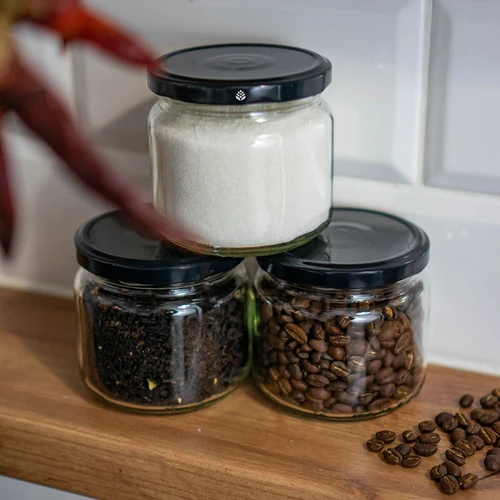 Víčko fi 82/6 černé - 10 ks - 8