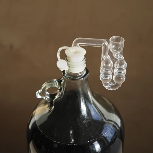 Zátka do balónu fi 26/28 mm s uzávěrem - 7