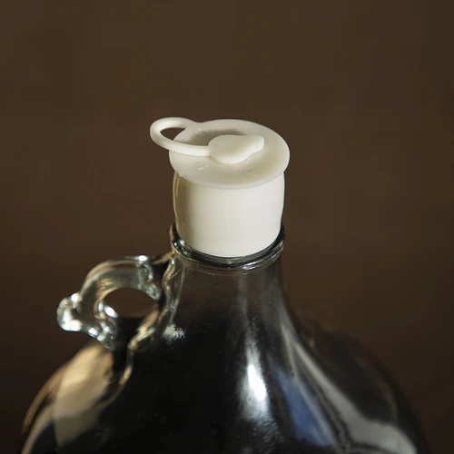 Zátka do balónu fi 37/41 mm s uzávěrem - 7