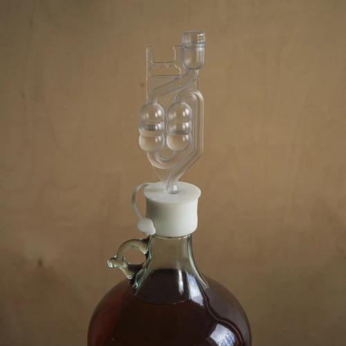 Zátka do balónu fi 50/54 mm s uzávěrem - 8