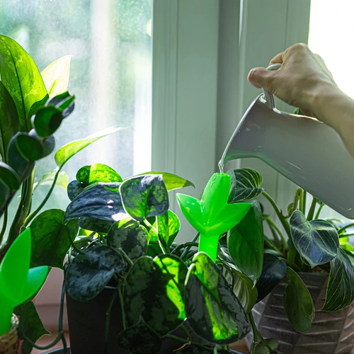Zavlažovač rostlin – zelený list s keramickou nožkou, 120 ml - 8