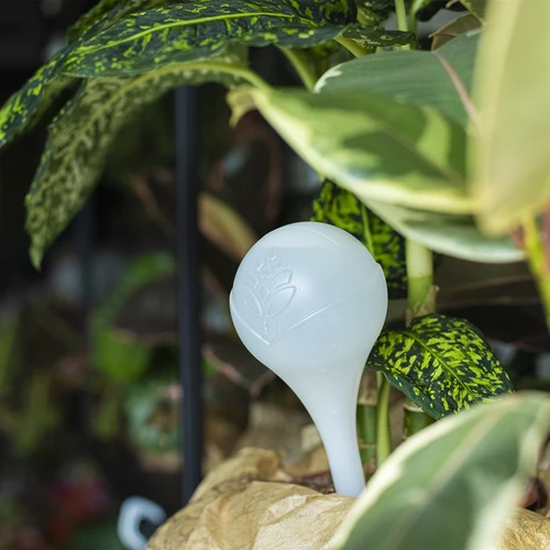 Zavlažovací koule pro rostliny, bílé poloprůhledné, 400 ml, 4 ks. - 10