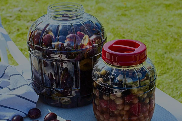 SEZÓNNÍ POCHOUTKY V NEROZBITNÝCH SKLENICÍCH