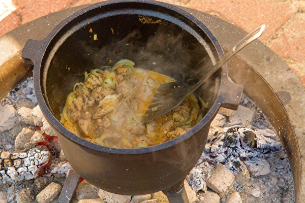 Masovo-zeleninový kotlík