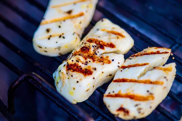 Sýr typu Halloumi - ideální na gril
