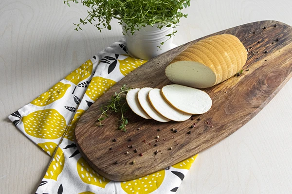 Uzený sýr na syřidle