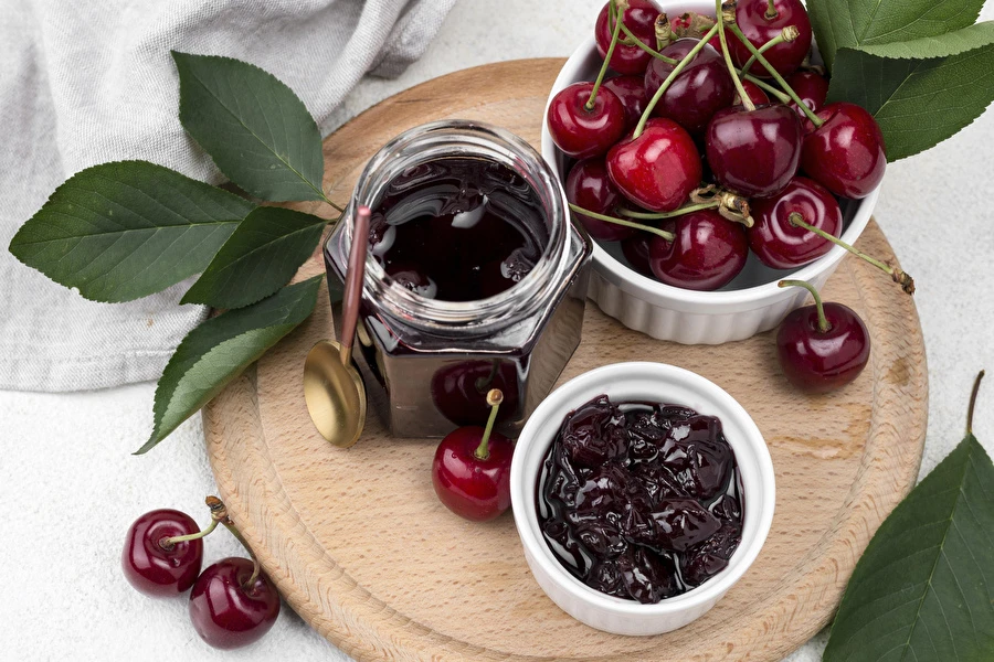 Domácí višňový džem