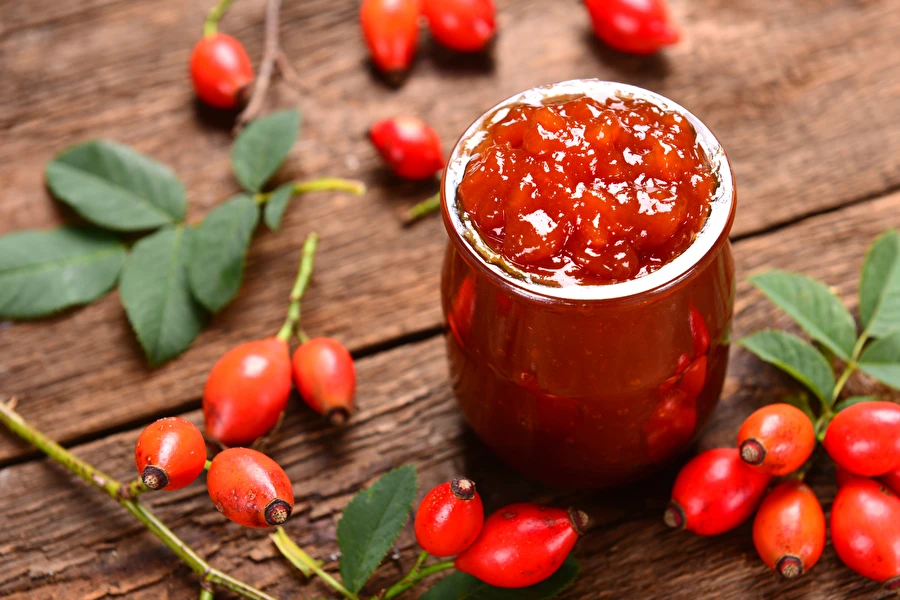 Konfitura z plodů šípkové růže