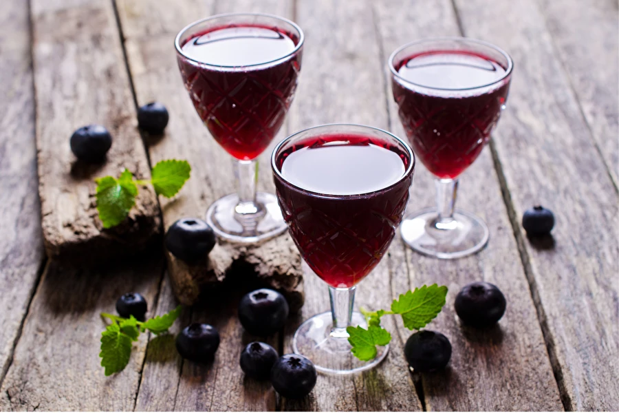 Browin Przepiśnik - Likér z kanadských borůvek