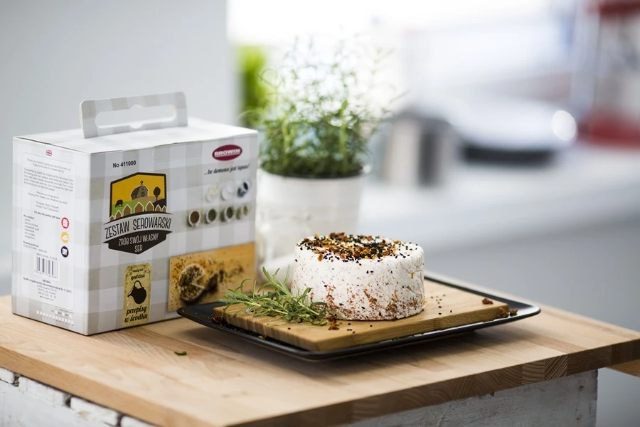 Browin Przepiśnik - Sýr à la koryciński s rajčaty