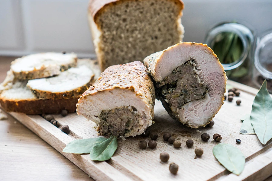 Browin Przepiśnik - Vepřová pečeně plněná sekanou z mletého masa